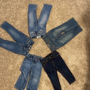 Toddler 2 jeans. Different brands. All god continue, zippers and buttons work.